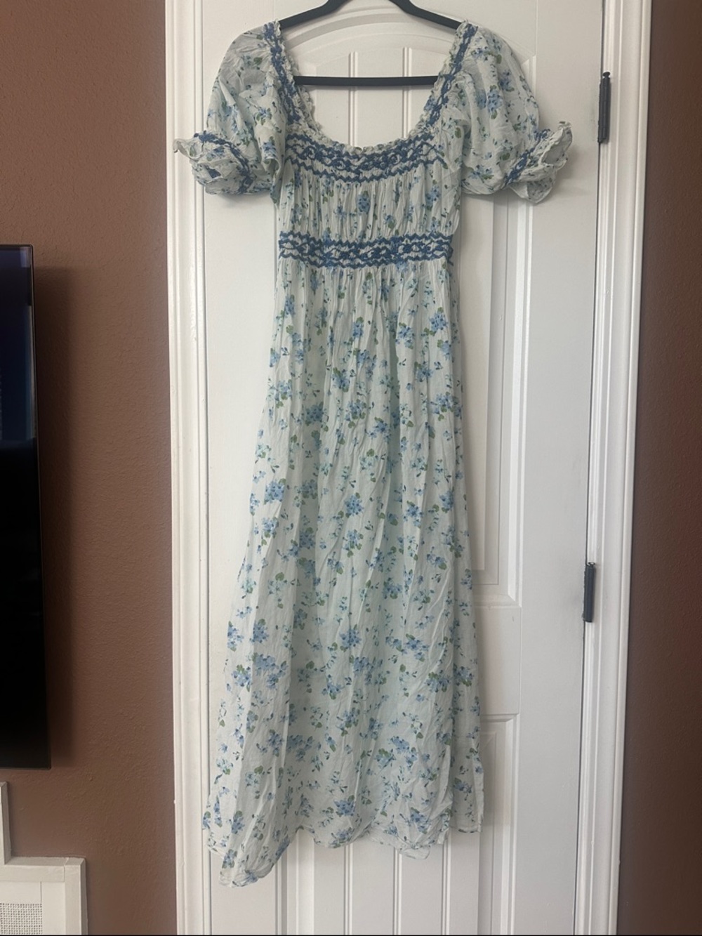 Doen Blue Floral Puff-Sleeve Maxi Dress - Picture 6 of 9